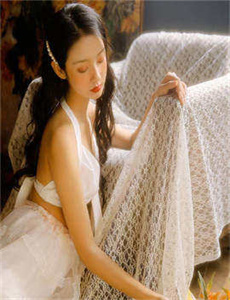 女教师公车痴汉在线播放